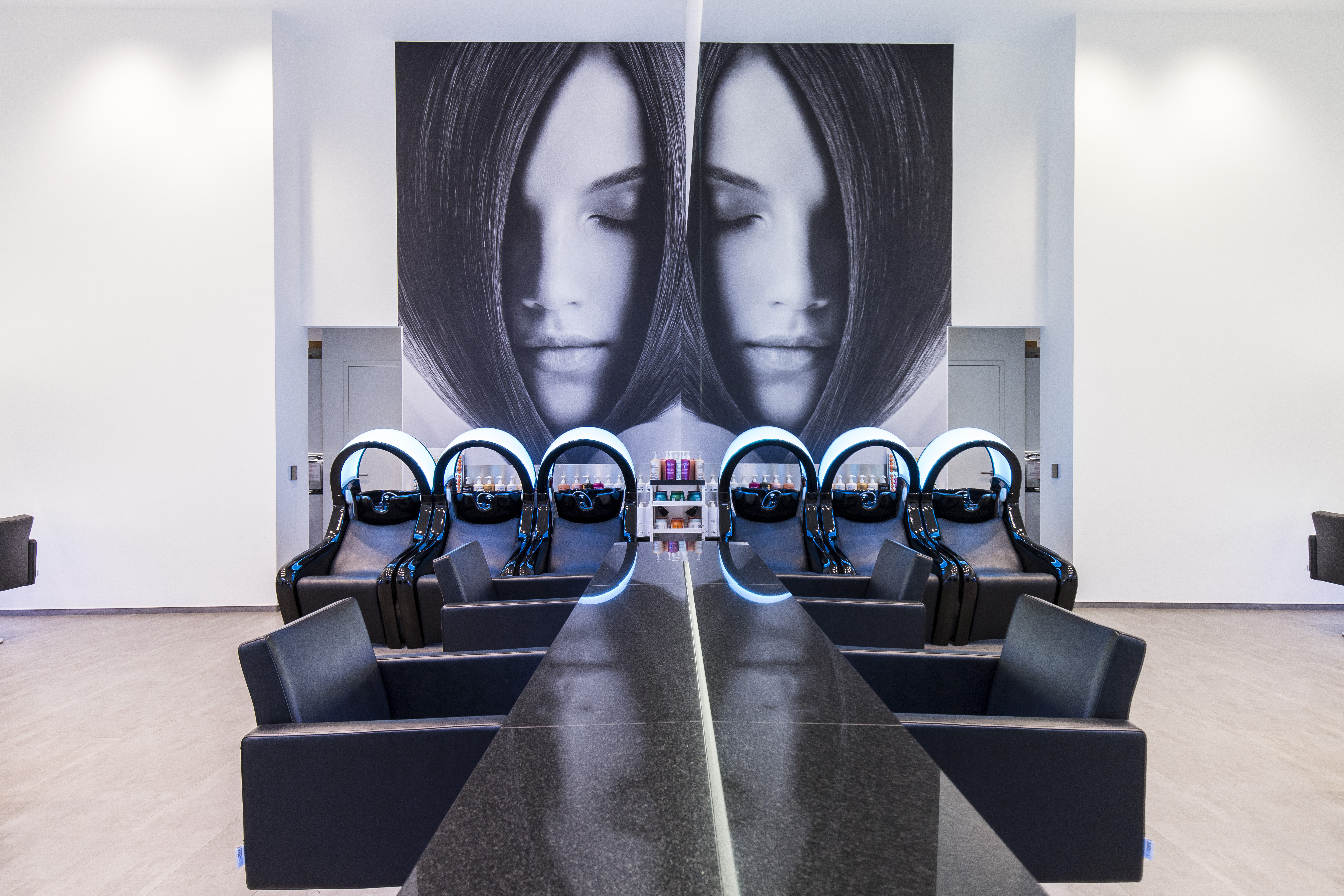 Friseur Truman Plaza