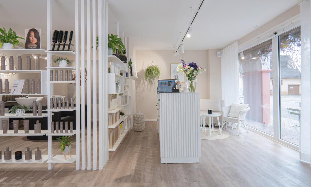 Salon Blooms.Haare
