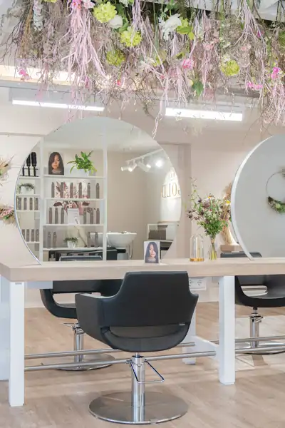 Salon Blooms.Haare