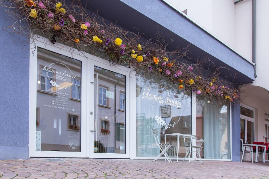Salon Blooms.Haare