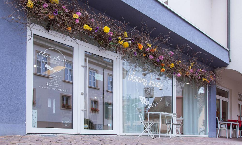 Salon Blooms.Haare